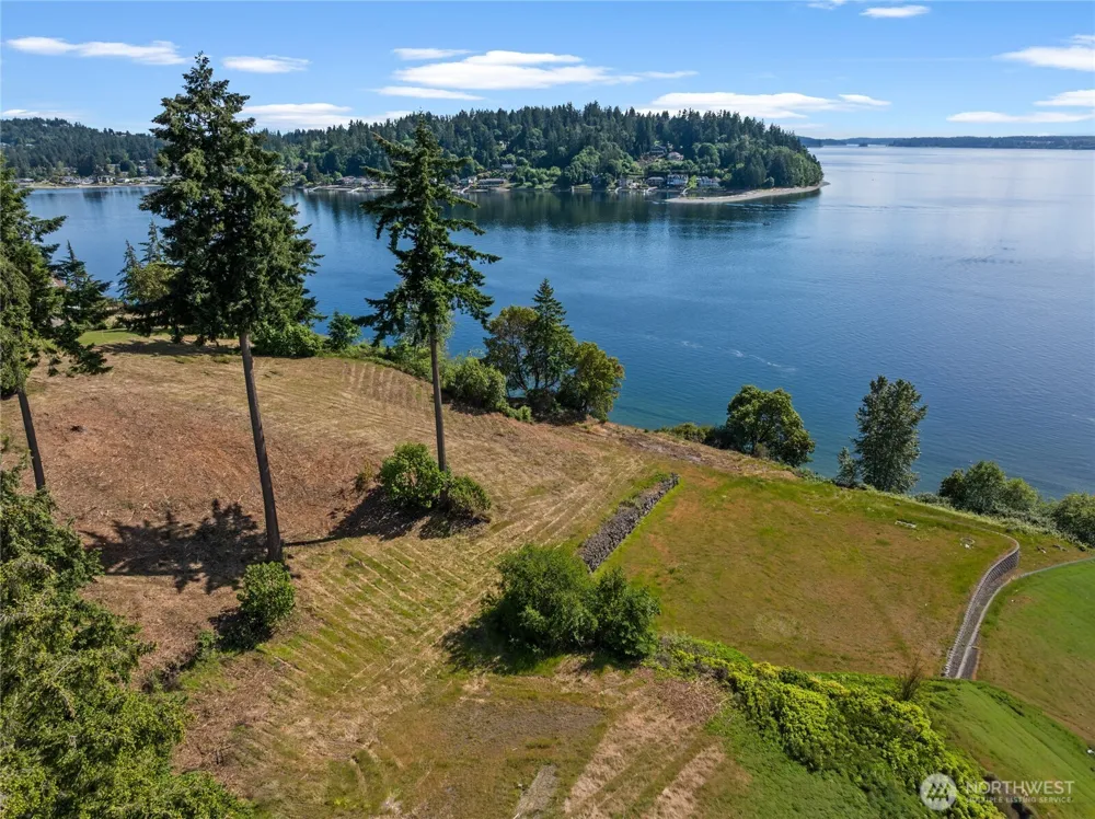 0 Lot 4, Warren Beach Drive Gig Harbor, WA 98335