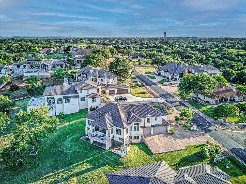 207 Florentine Horseshoe Bay, TX 78657