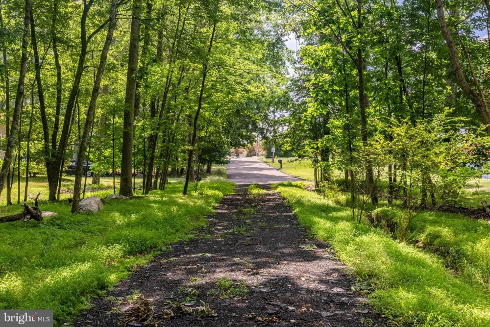 DIVISION STREET Mountain Top, PA 18707