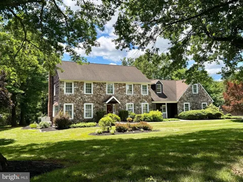 950 CAMELOT ROAD