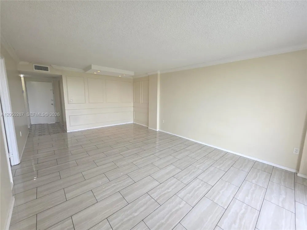15600 NW 7th Ave #511 Miami, FL 33169