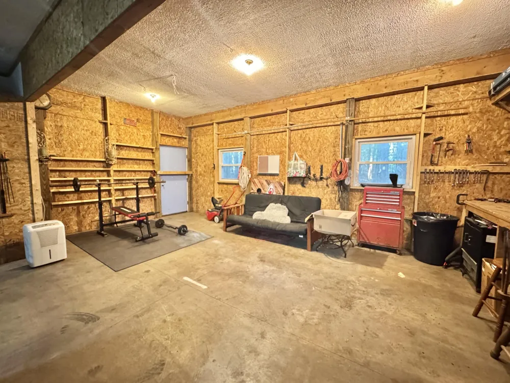 9462 E Colby Road Crystal, MI 48818