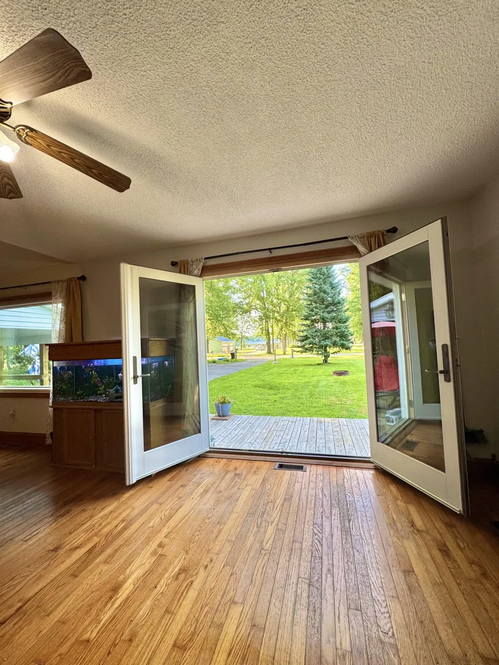 9462 E Colby Road Crystal, MI 48818