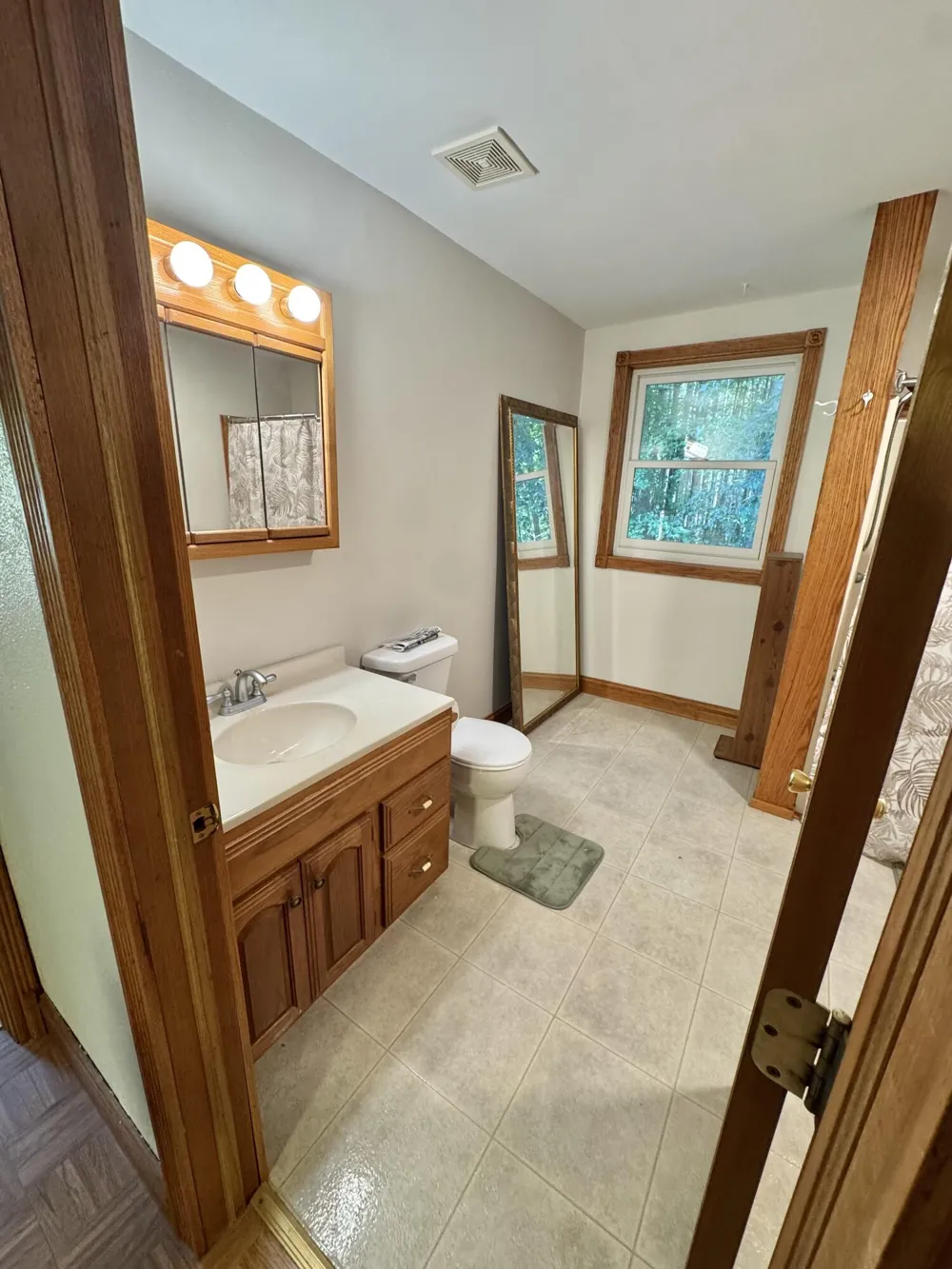 9462 E Colby Road Crystal, MI 48818