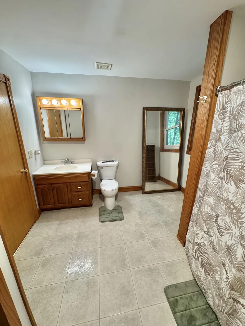 9462 E Colby Road Crystal, MI 48818
