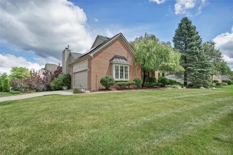 3200 Appleridge Drive
