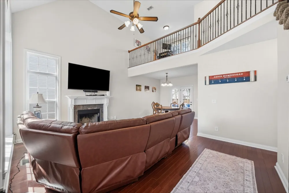 3764 Windmill Dr Clarksville, TN 37040