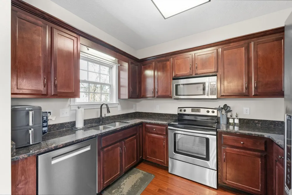3764 Windmill Dr Clarksville, TN 37040