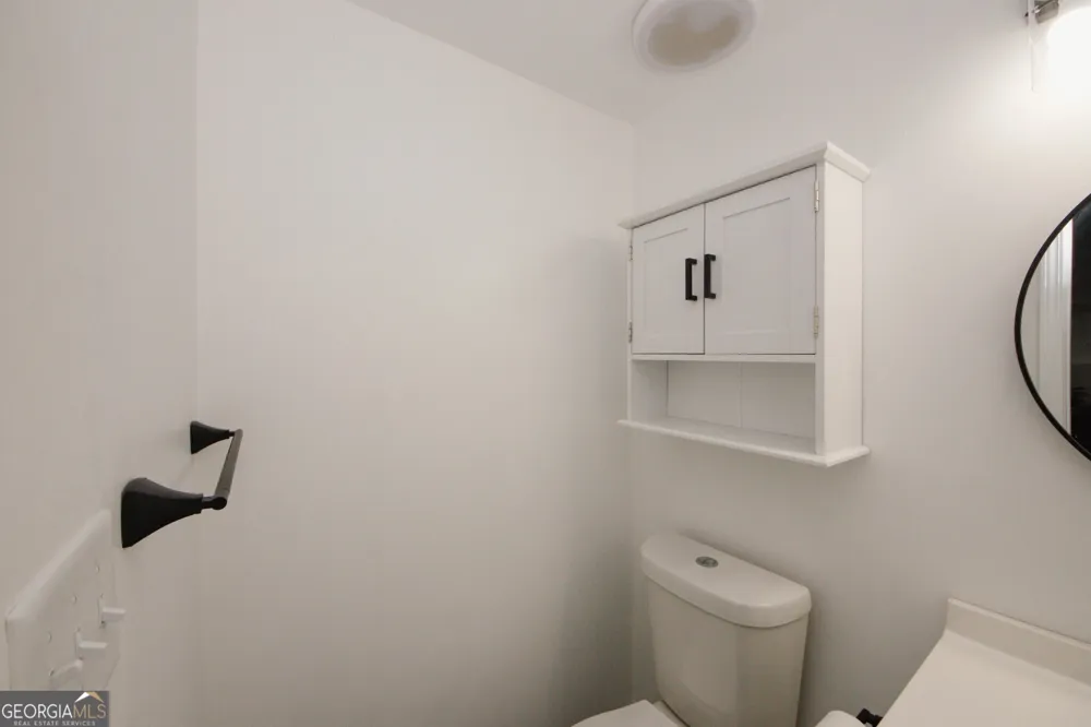 6157 Orville DR Flowery Branch, GA 30542