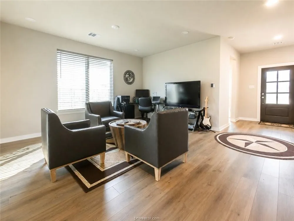 4130 Vintage Estates Court Bryan, TX 77808