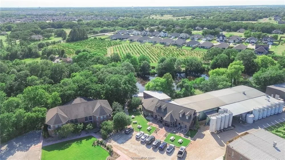 4130 Vintage Estates Court Bryan, TX 77808