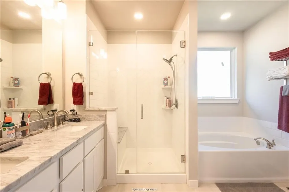 4130 Vintage Estates Court Bryan, TX 77808