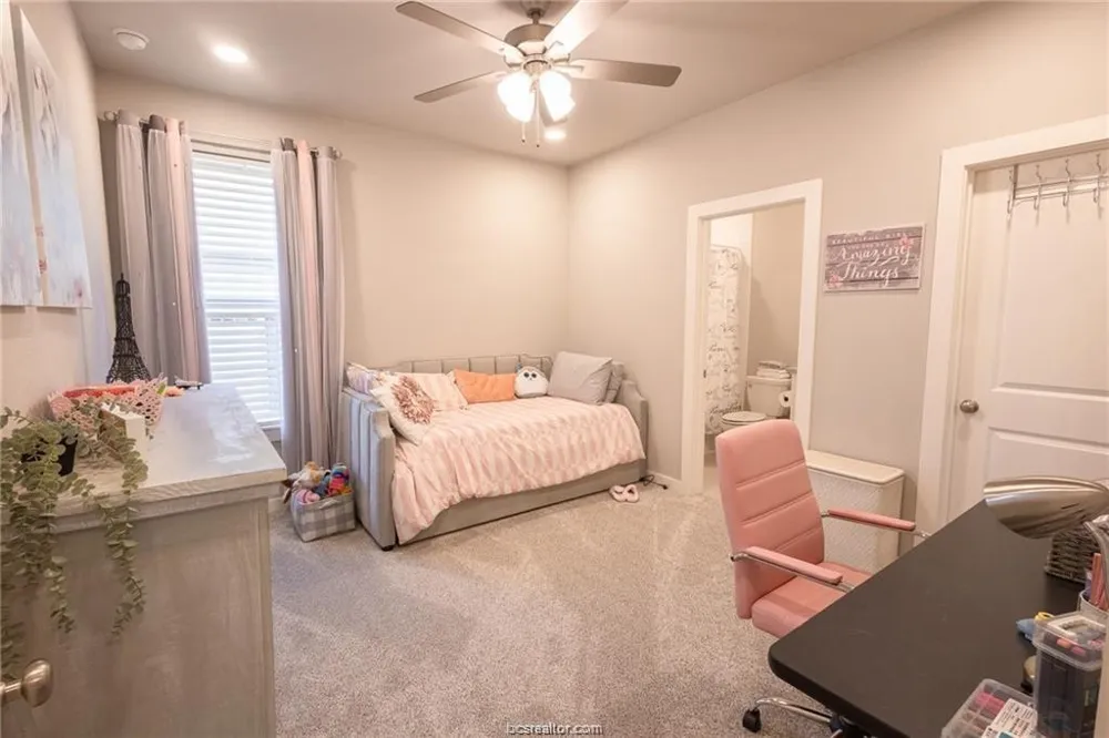 4130 Vintage Estates Court Bryan, TX 77808