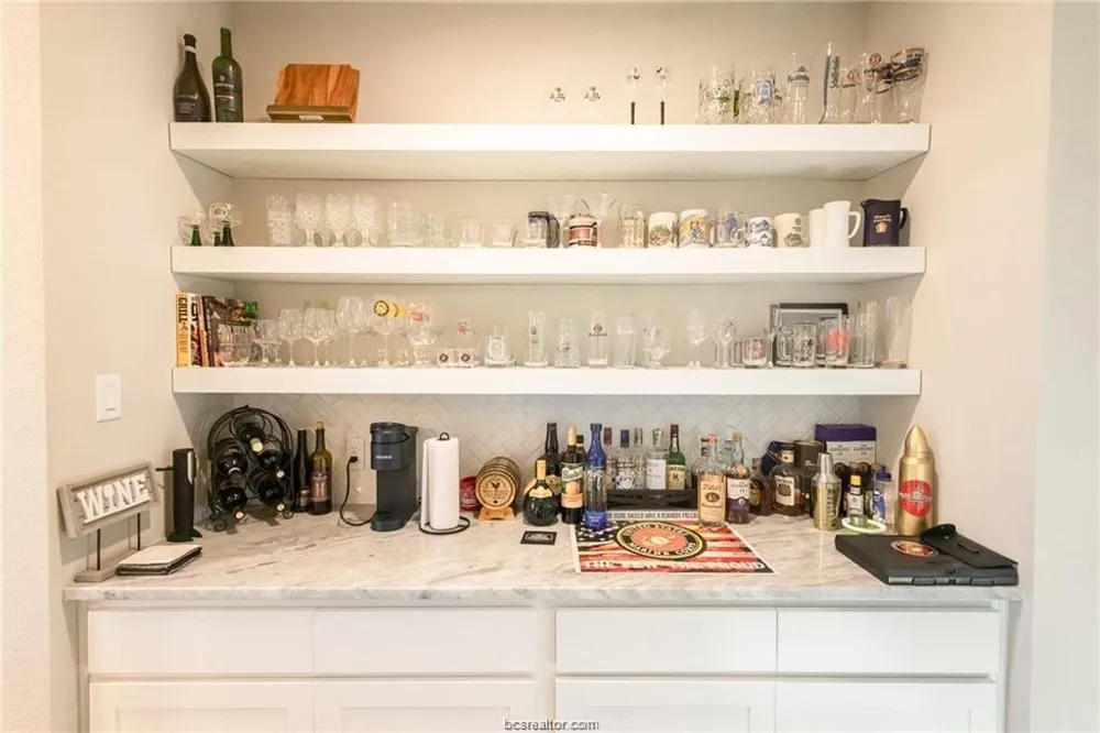 4130 Vintage Estates Court Bryan, TX 77808