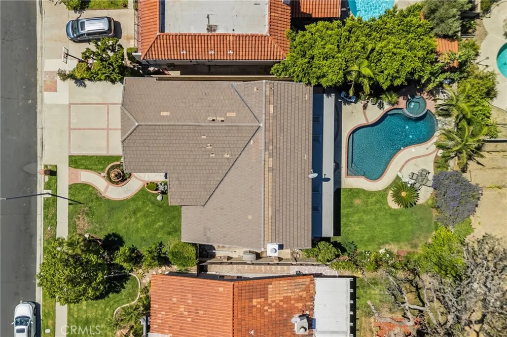9933 Nevada Chatsworth, CA 91311