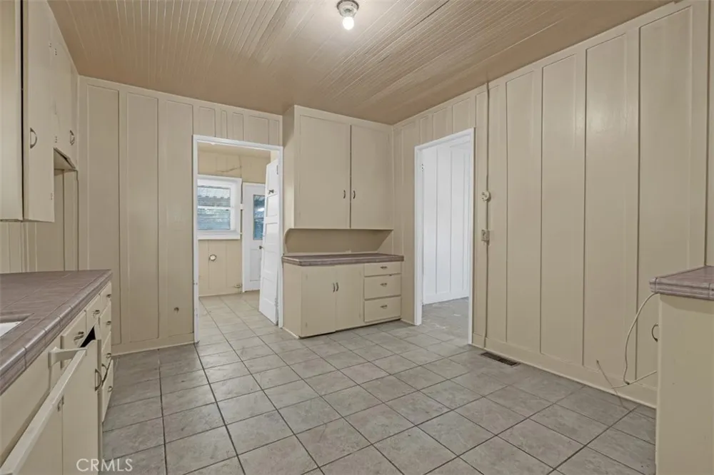 611 E Grandview Sierra Madre, CA 91024