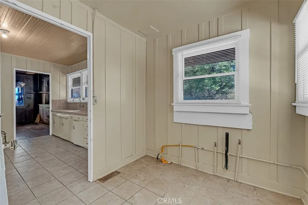 611 E Grandview Sierra Madre, CA 91024