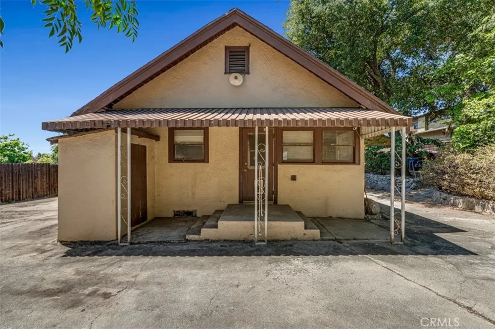 611 E Grandview Sierra Madre, CA 91024