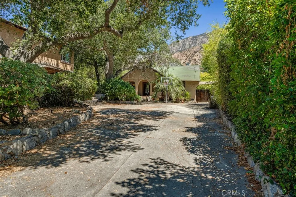 611 E Grandview Sierra Madre, CA 91024