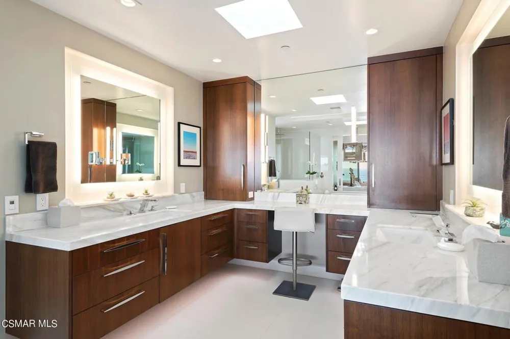 5496 Rincon Beach Park Drive Ventura, CA 93001