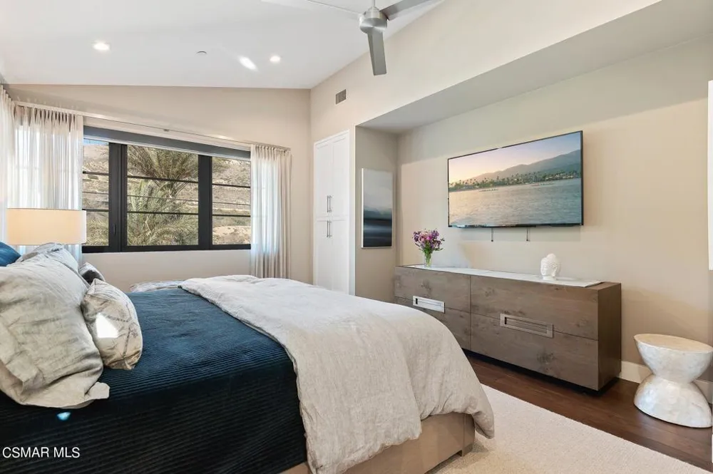 5496 Rincon Beach Park Drive Ventura, CA 93001