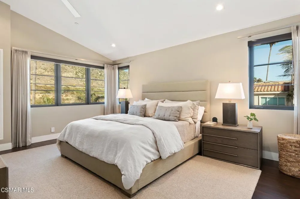 5496 Rincon Beach Park Drive Ventura, CA 93001