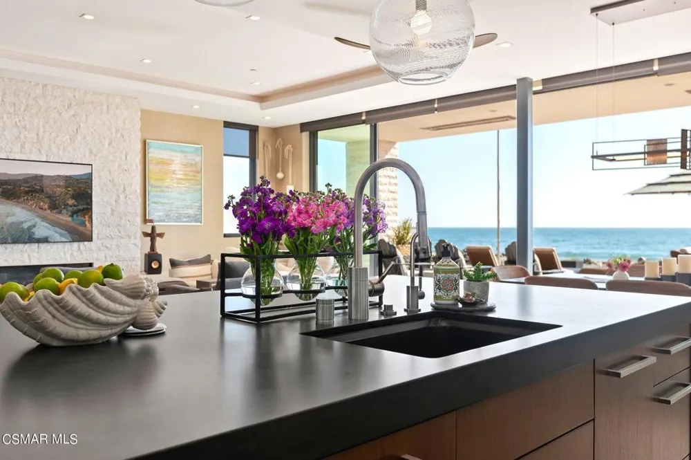 5496 Rincon Beach Park Drive Ventura, CA 93001