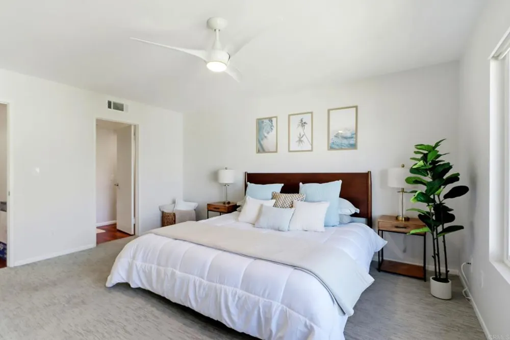 853 America Way Del Mar, CA 92014