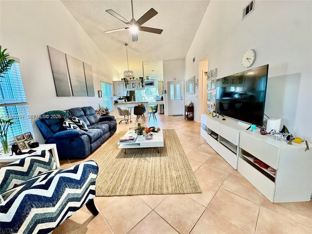 11078 SE Sea Pines Cir Hobe Sound, FL 33455