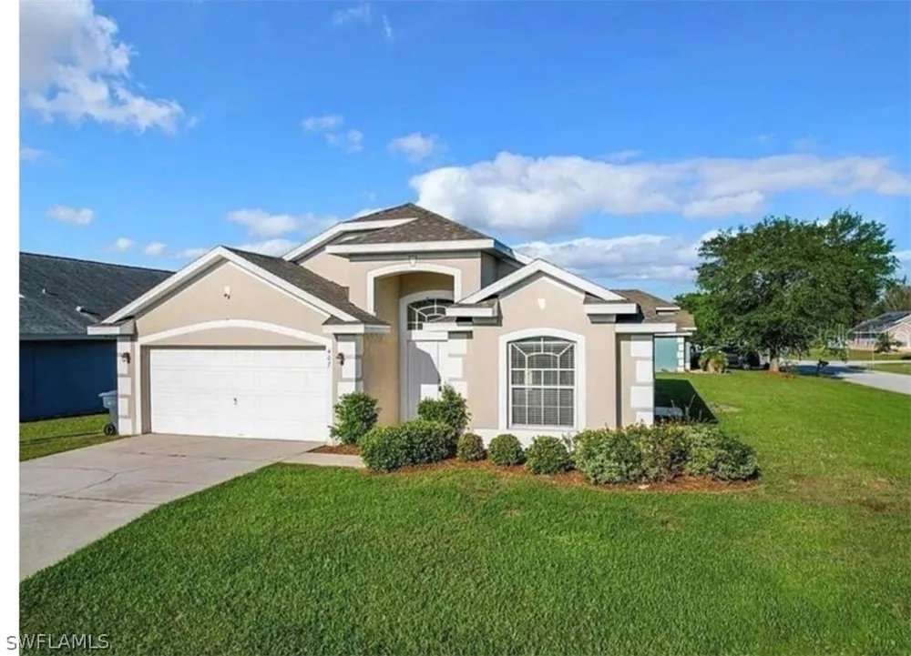 BRIARTON DRIVE Davenport, FL 33897