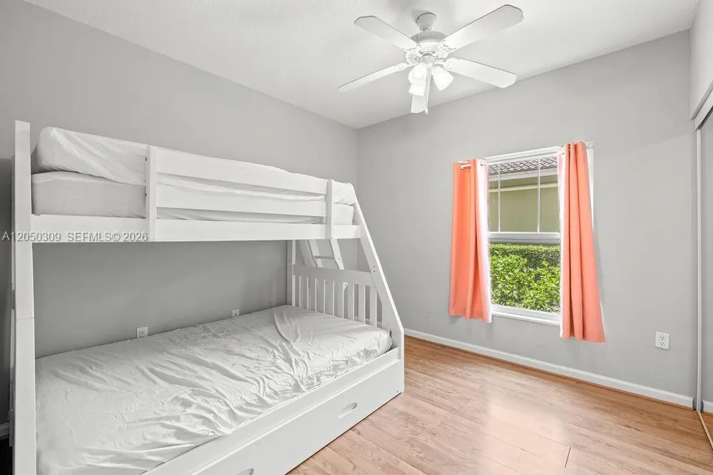 5060 Fairways Cir #F101 Vero Beach, FL 32967