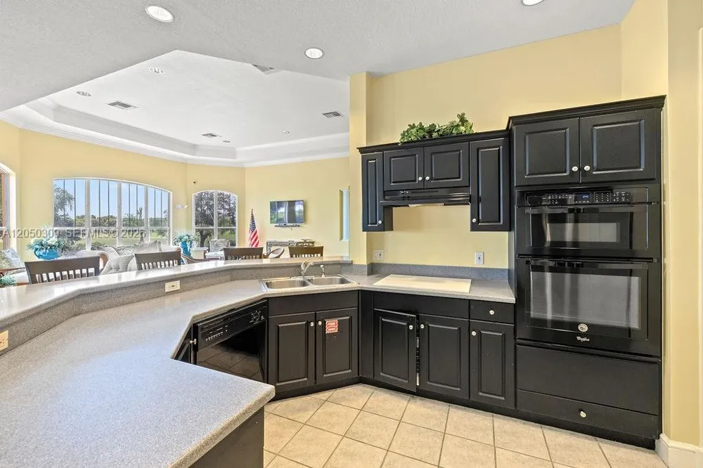 5060 Fairways Cir #F101 Vero Beach, FL 32967