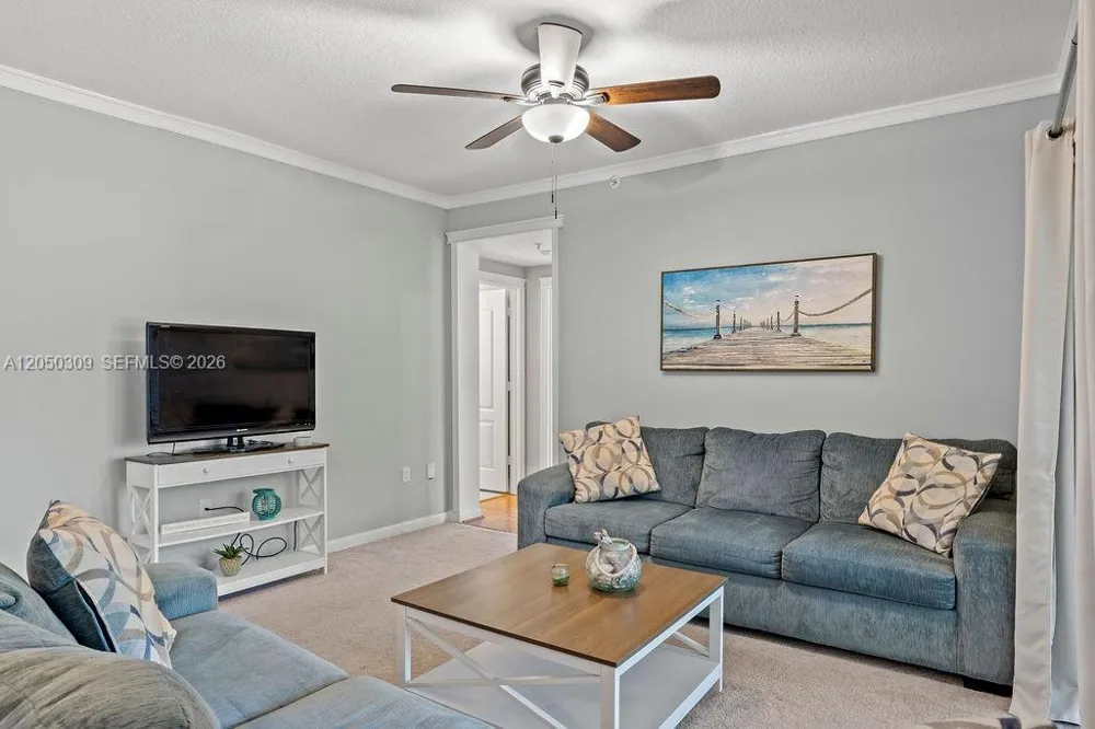 5060 Fairways Cir #F101 Vero Beach, FL 32967