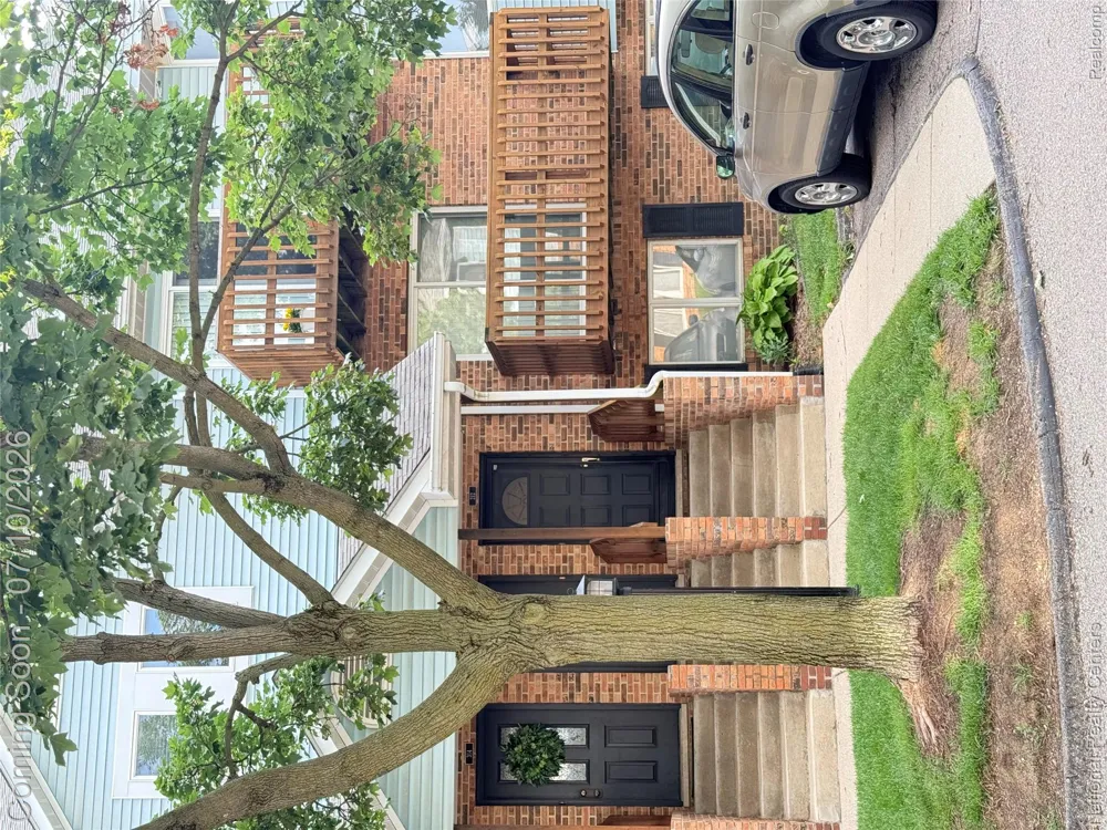 212 Pinewood Drive #22 Plymouth City, MI 48170