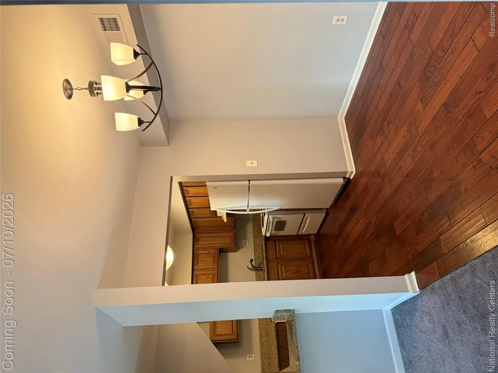 212 Pinewood Drive #22 Plymouth City, MI 48170