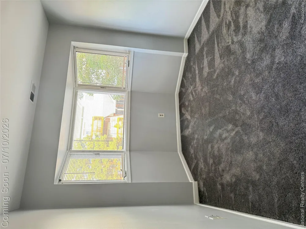 212 Pinewood Drive #22 Plymouth City, MI 48170