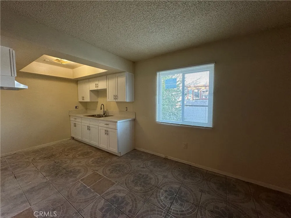 2230 Wall Street #1 Los Angeles, CA 90011