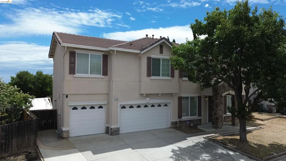 1875 Ventura Dr Pittsburg, CA 94565