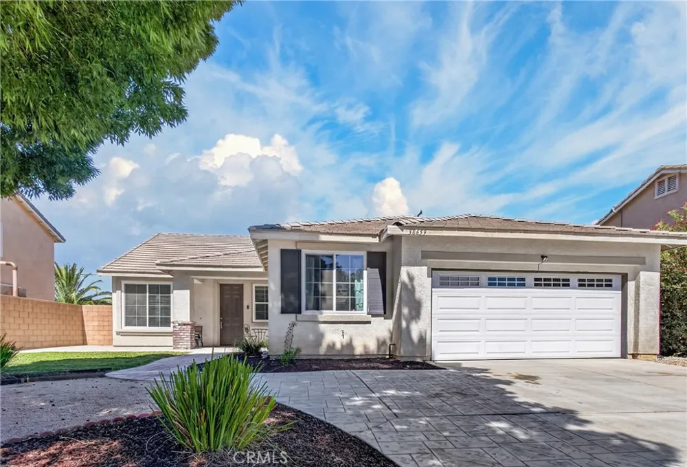 38659 37th E Palmdale, CA 93550