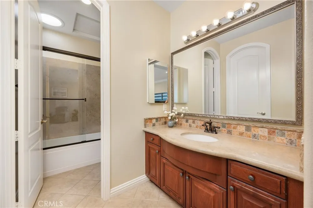 4394 Hiwassee Claremont, CA 91711