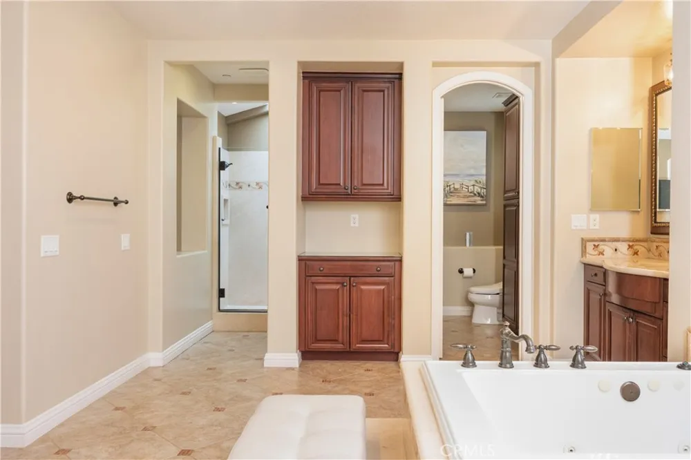 4394 Hiwassee Claremont, CA 91711