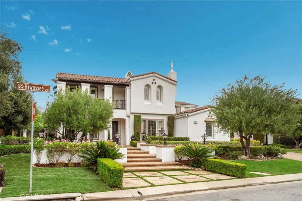 4394 Hiwassee Claremont, CA 91711