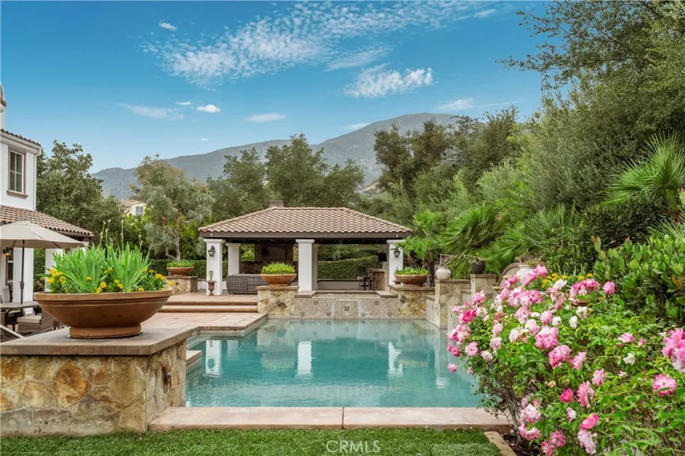 4394 Hiwassee Claremont, CA 91711