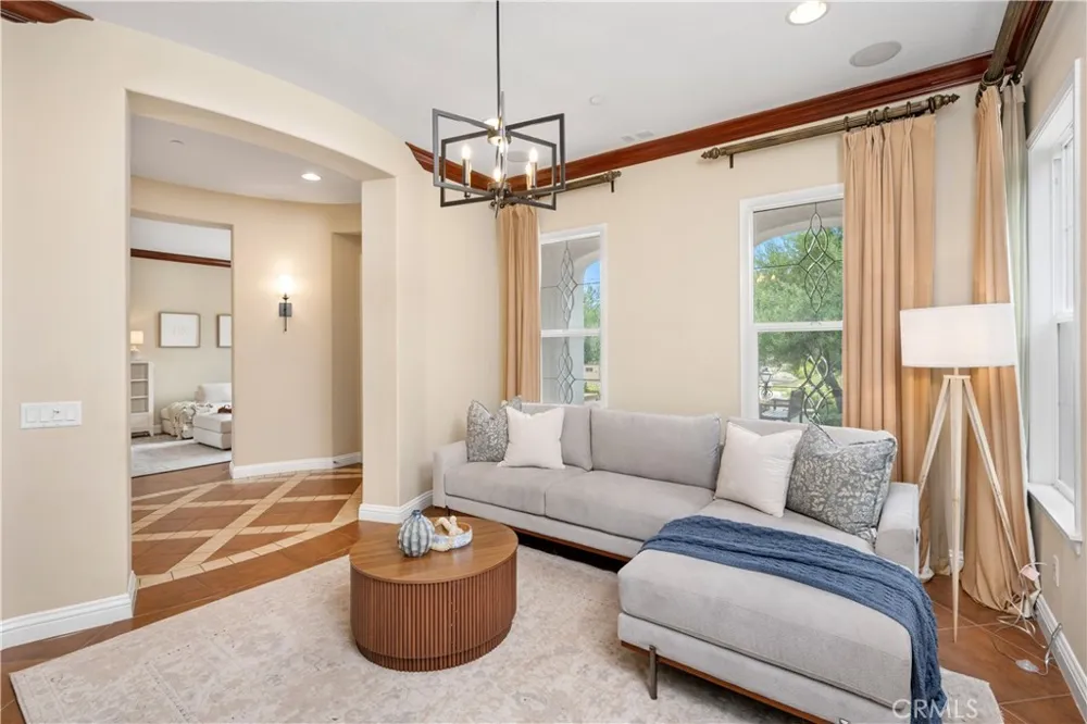 4394 Hiwassee Claremont, CA 91711