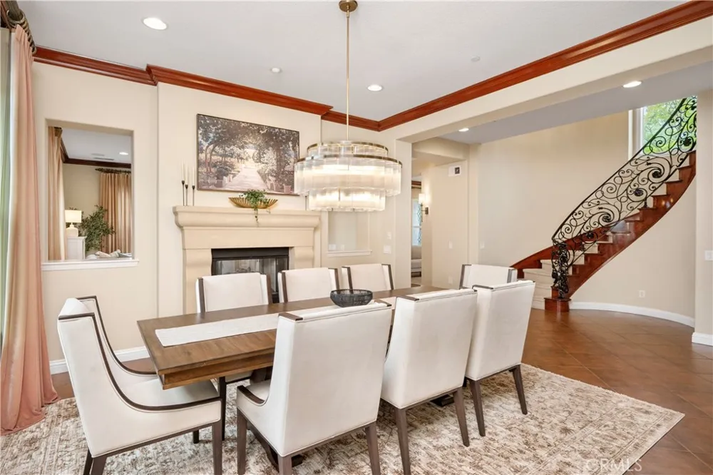 4394 Hiwassee Claremont, CA 91711