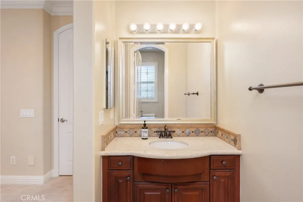 4394 Hiwassee Claremont, CA 91711