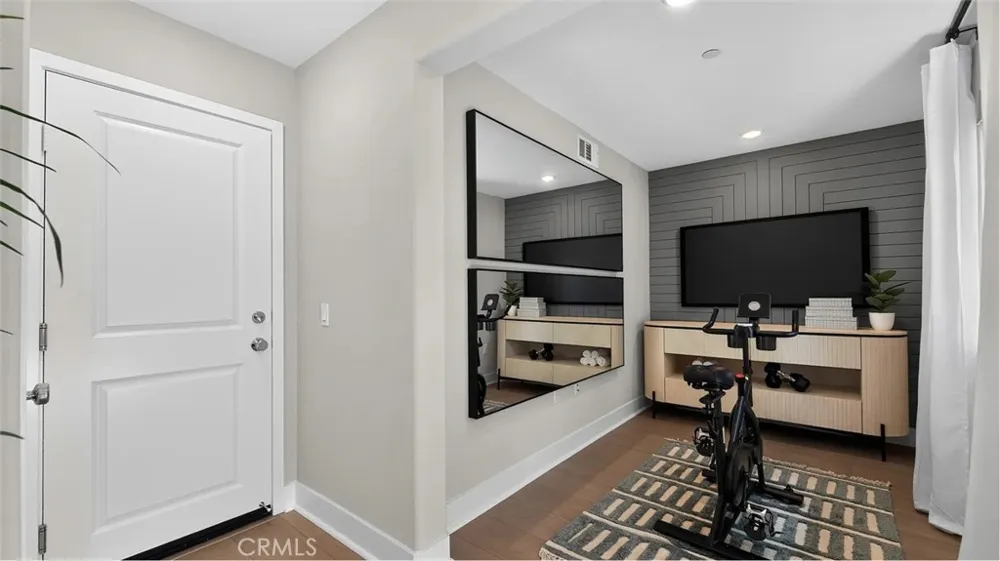 500 Park Drive #18 Carson, CA 90745