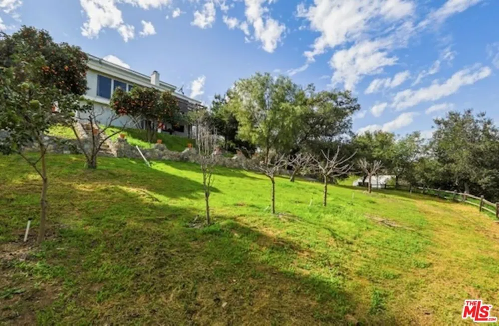 335 Morro Hills Road Fallbrook, CA 92028
