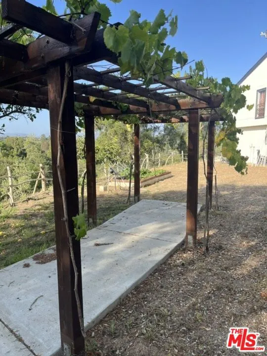 335 Morro Hills Road Fallbrook, CA 92028