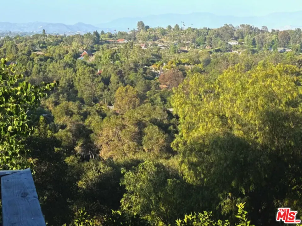 335 Morro Hills Road Fallbrook, CA 92028